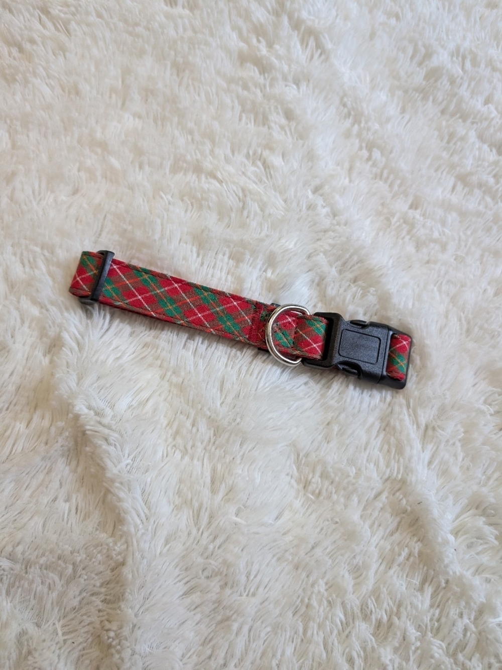 Red And Green Tartan Plaid Medium Size Dog Collar Brand New Never Used